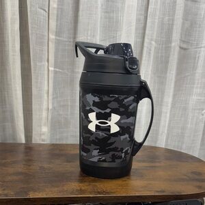 Under Armour Black and Gray Camo Water Jug